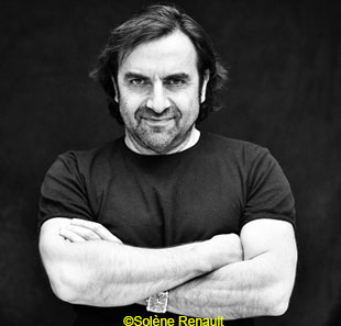 ANDRE MANOUKIAN + INVITES ANDRE MANOUKIAN + INVITES