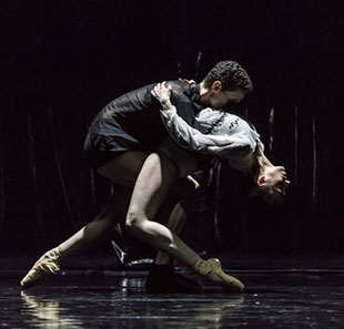 Klassiek dans CANNES JEUNE BALLET R. HIGHTOWER FEST. DE DANSE CANNES COTE D'AZUR CANNES