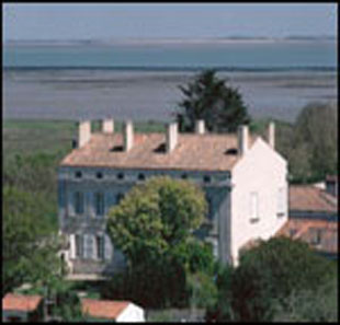 ENTRÉE - MUSÉES DE L'ILE D'AIX ENTRÉE - MUSÉES DE L'ILE D'AIX