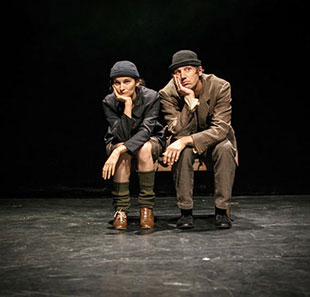 Visueel Theater DEUX RIEN BAGNEUX