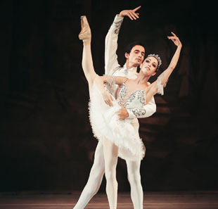 Klassiek dans LA BELLE AU BOIS DORMANT PAR LE GRAND BALLET DE KIEV NANCY