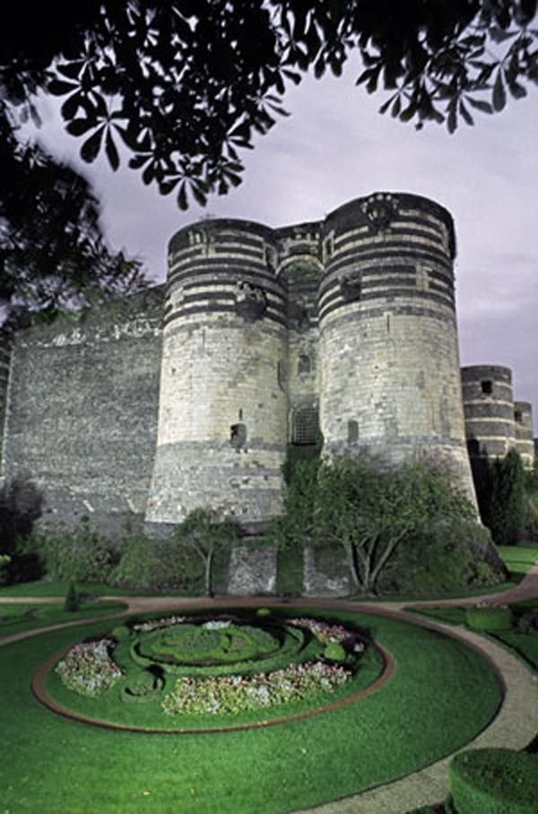 Monumentenbezoek CHATEAU D'ANGERS ANGERS