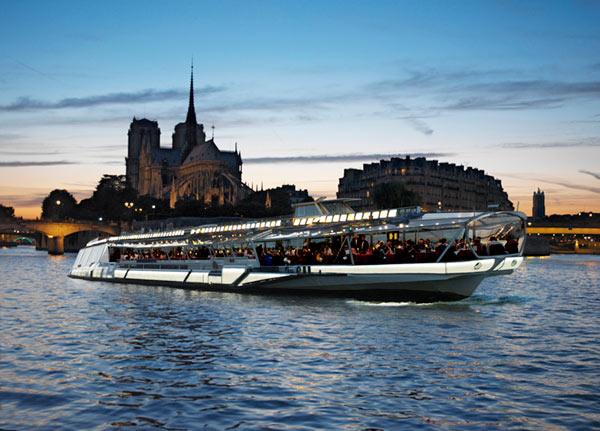 DEJEUNER-CROISIERE DEJEUNER-CROISIERE
