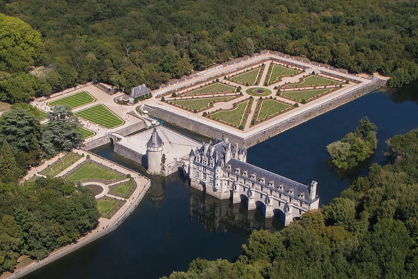 CHATEAU DE CHENONCEAU CHATEAU DE CHENONCEAU